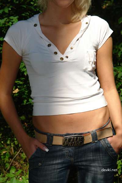 Blonde Amateur Porn Pics: Uncensored XXX Photos for Adults - Hot and Explicit Content!