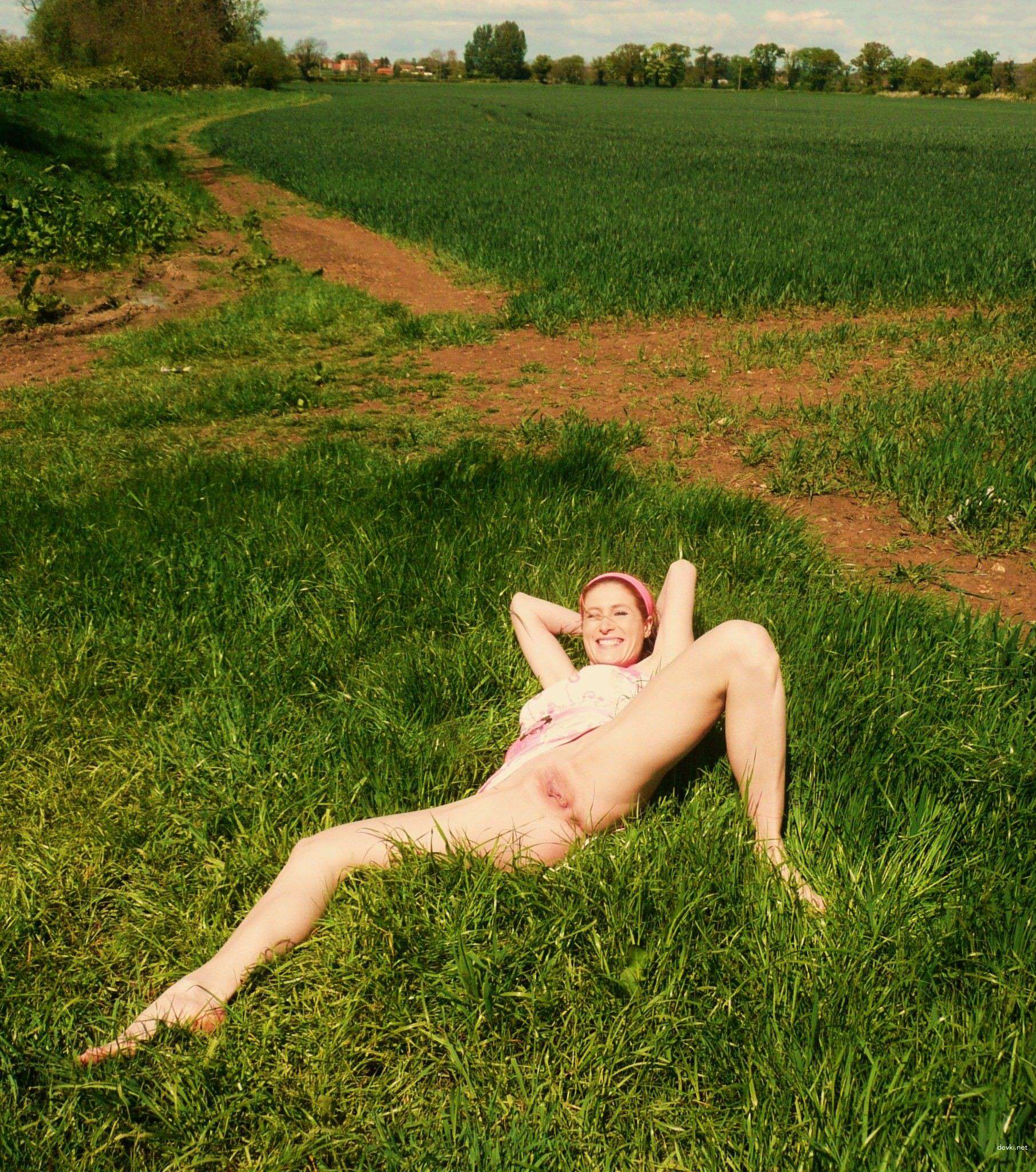 Raw and Uncensored Amateur Porn Pics - Uninhibited Woman in No Holds Barred Explicit Action