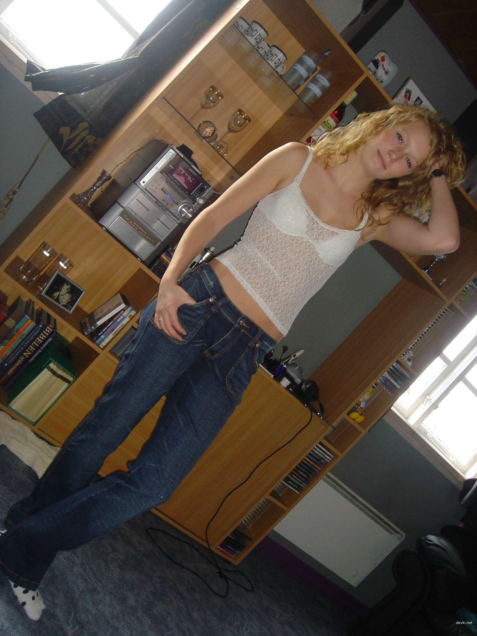 2005 Blonde Amateur Porn Pics: Explicit Photoshoot with Naughty Amateur Babe
