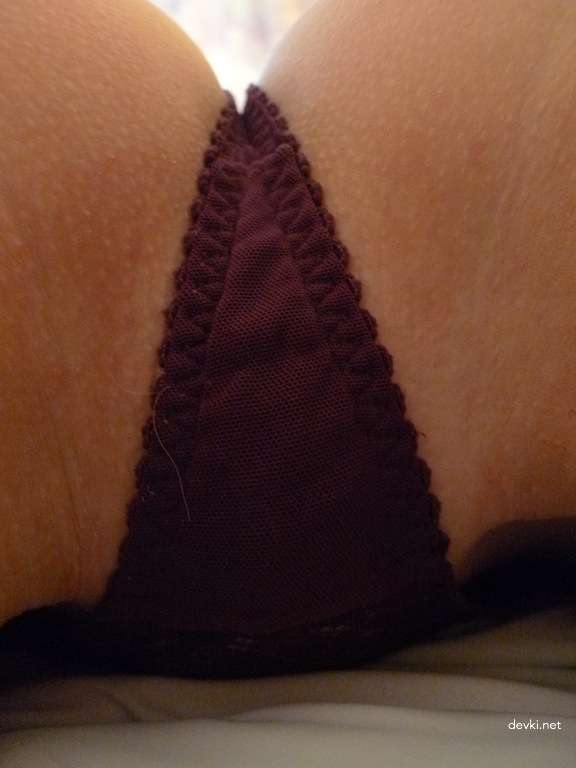 Hot Wife's Lesbian Affair: Amateur MILF Mistress Porn Pics