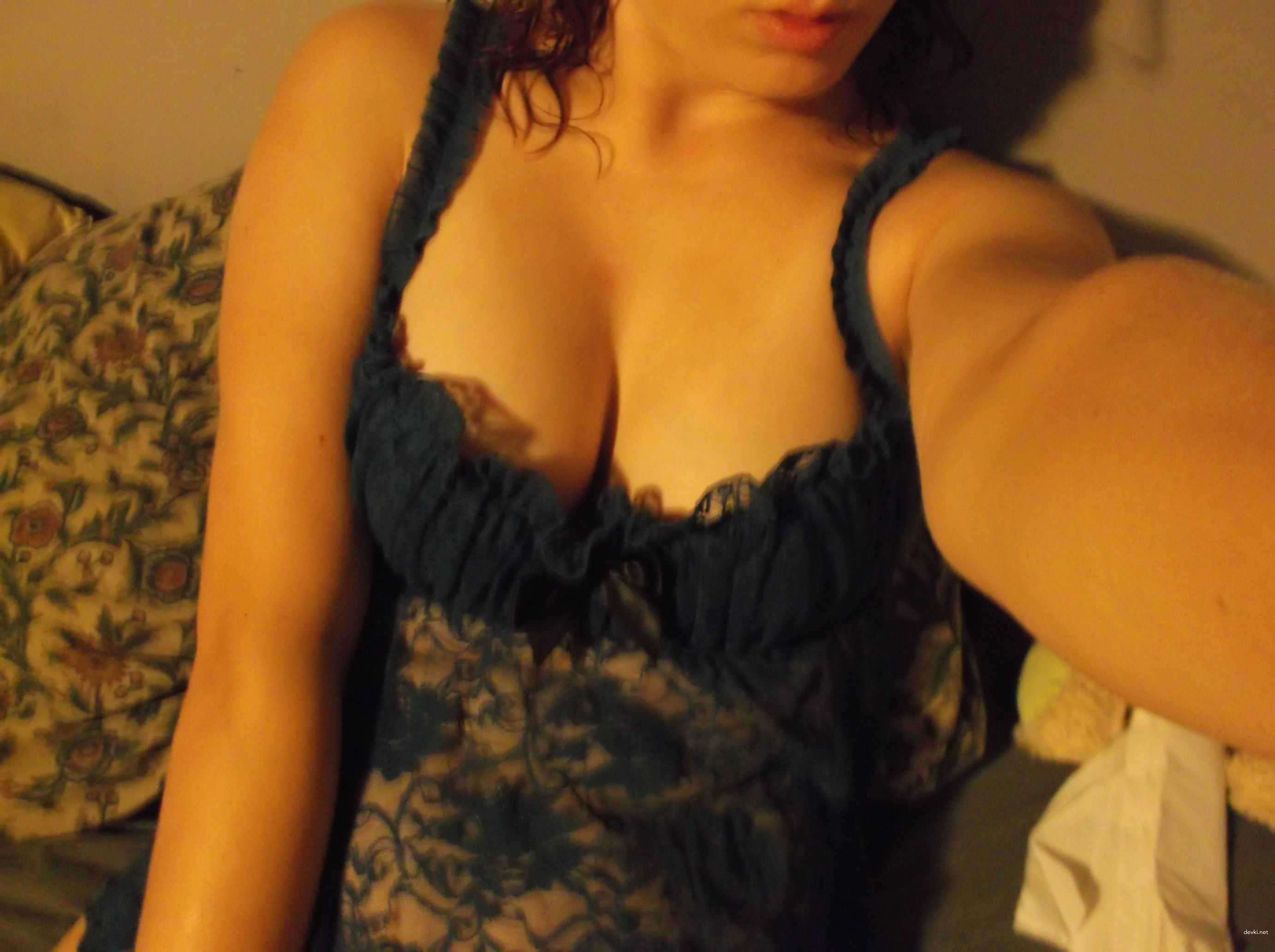 Hot Amateur Girl Sex Orgy - Uncensored XXX Photos