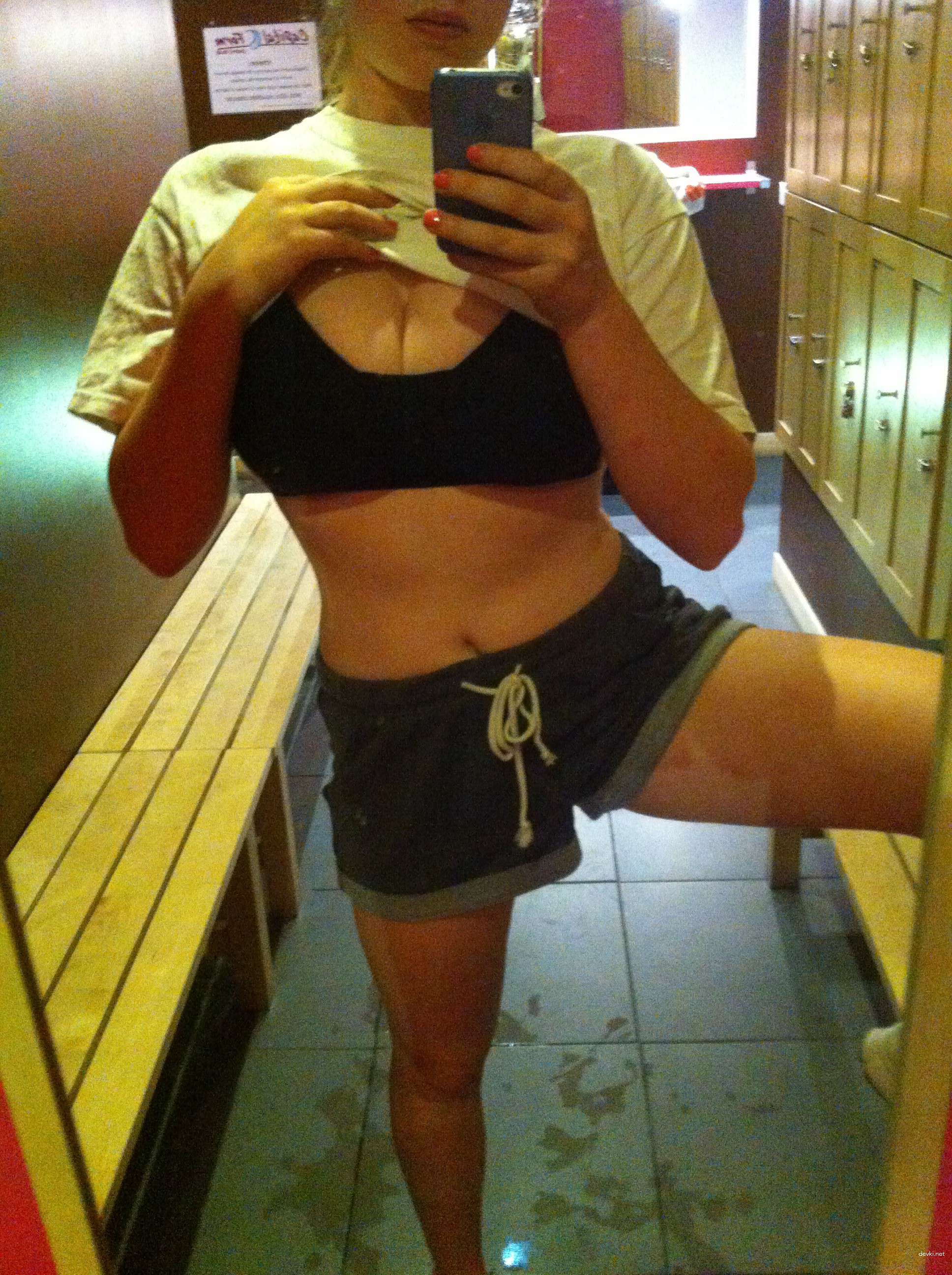 Hot Blonde with Massive Boobs: Uncensored Amateur Pic