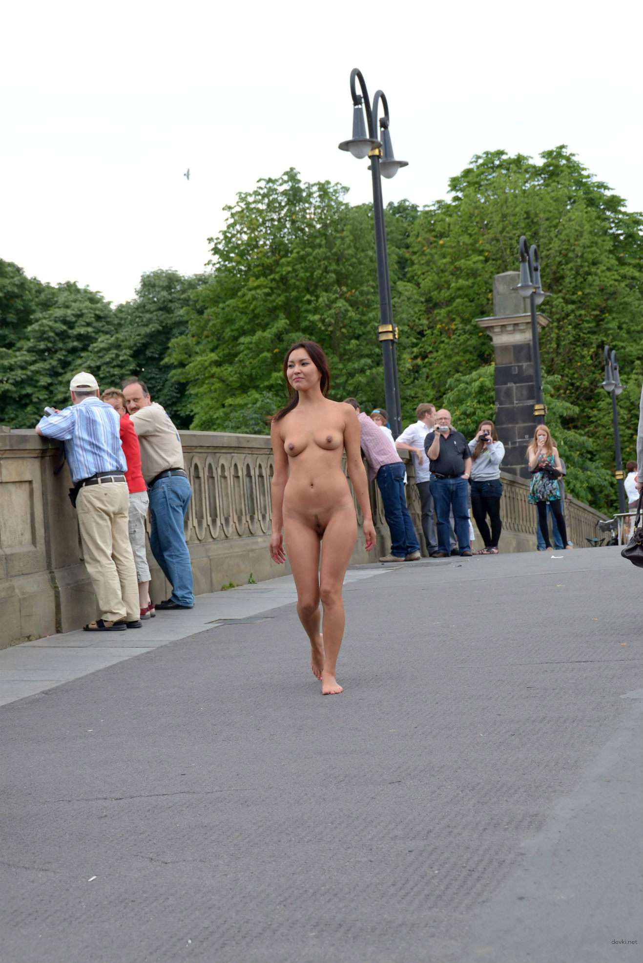 Asian Girl Nude in Public - Uncensored Amateur Street Walk with Explicit Photos
