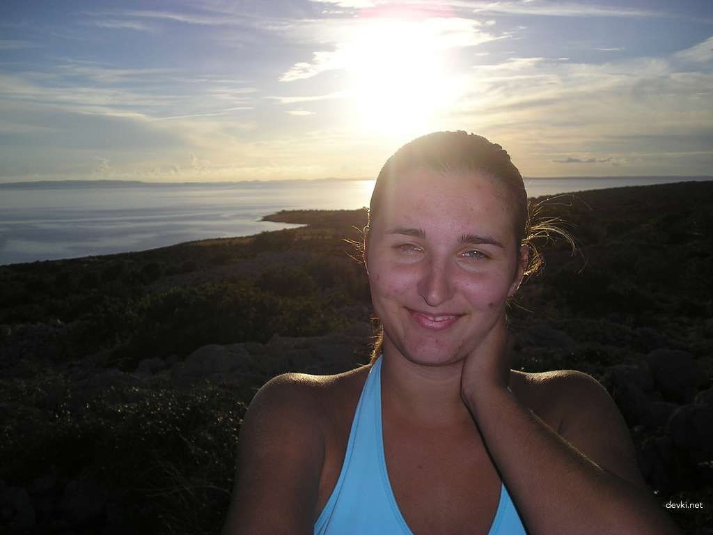 Steamy Amateur Beach Vacation Porn Pics Featuring Hot Girl