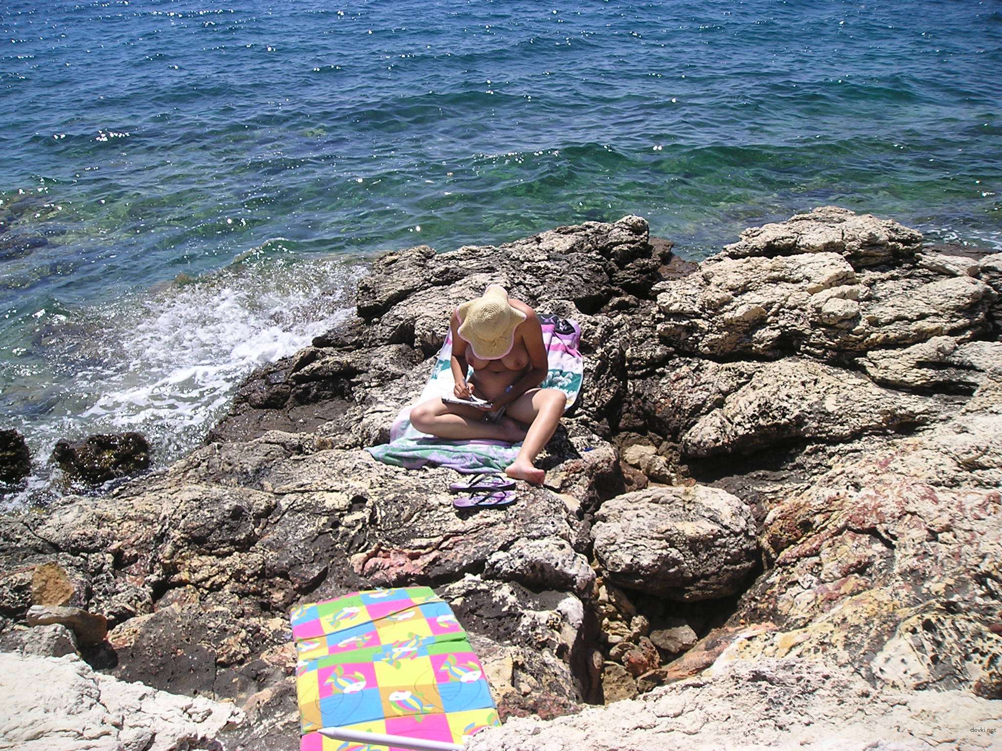 Steamy Amateur Beach Vacation Porn Pics Featuring Hot Girl