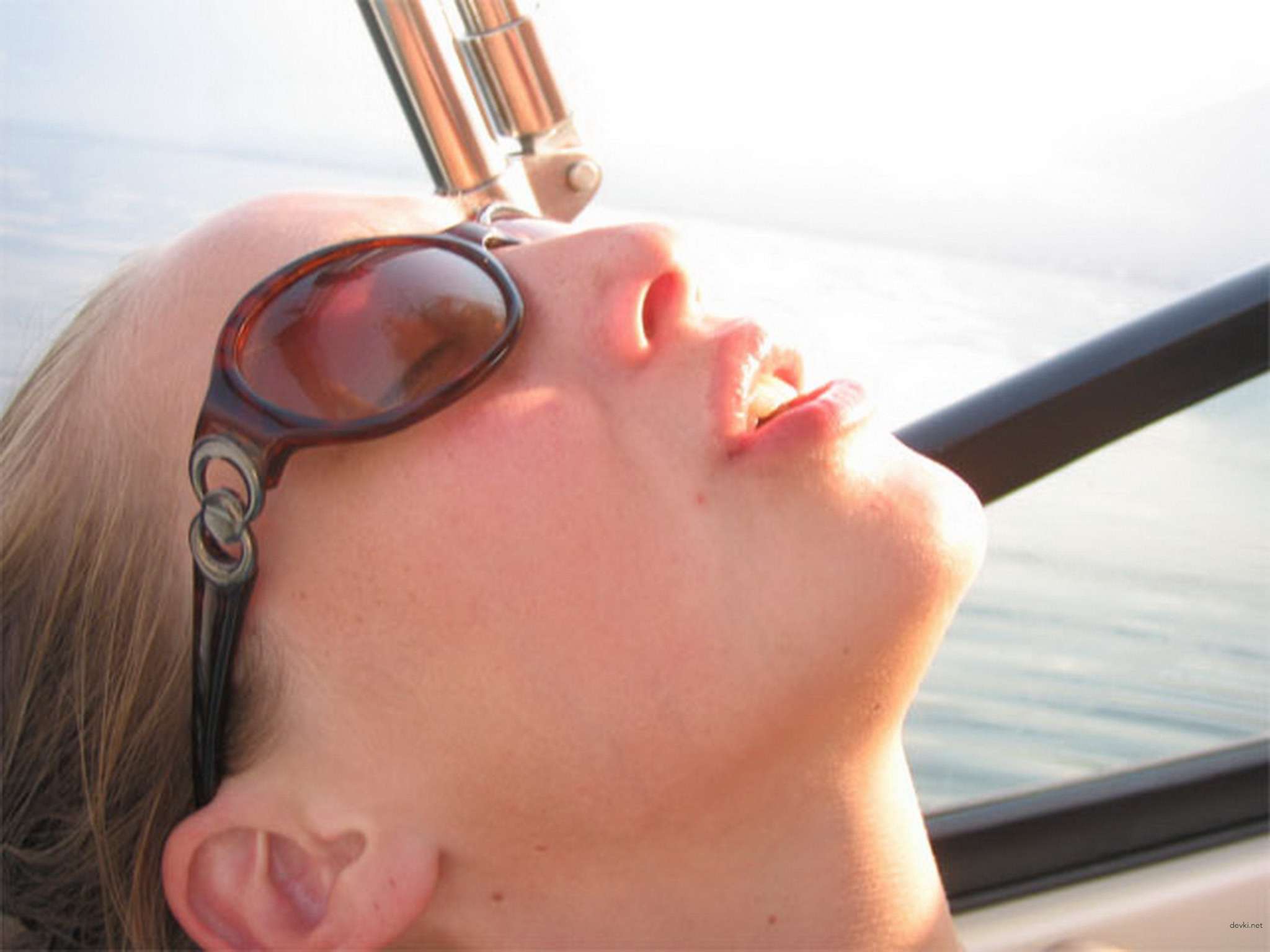 Unshaven Cum-Covered Amateur Girl Gets Filled with Jizz