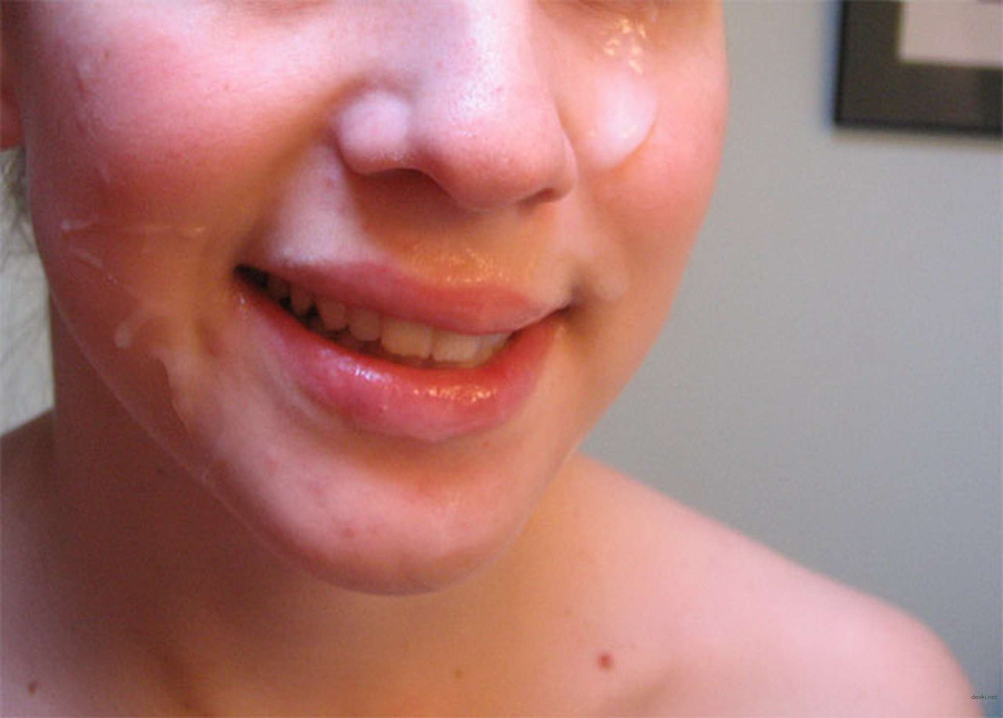 Unshaven Cum-Covered Amateur Girl Gets Filled with Jizz