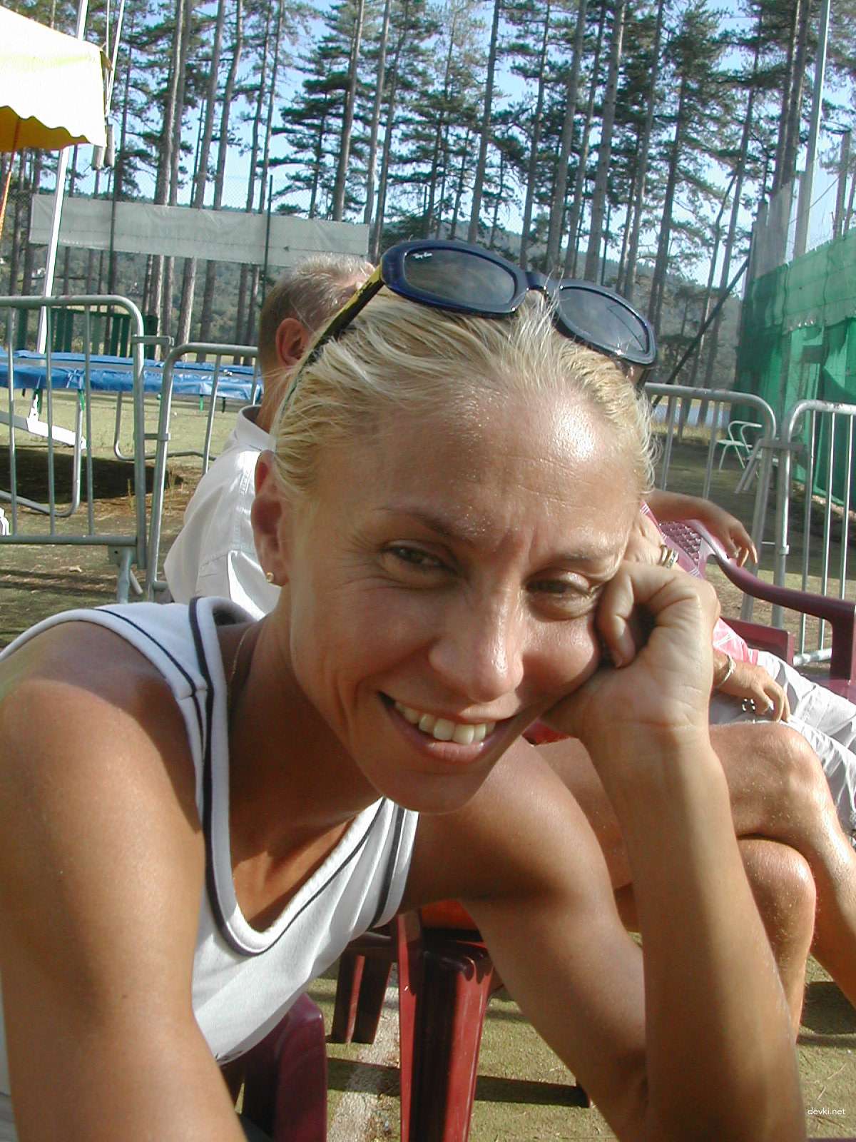 Sizzling Amateur Babe Bares All - Uncensored XXX Pics for Your Pleasure