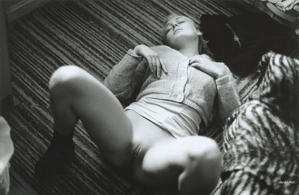 Hot Amateur XXX Babes: Explicit Erotic Photos of Porn Women