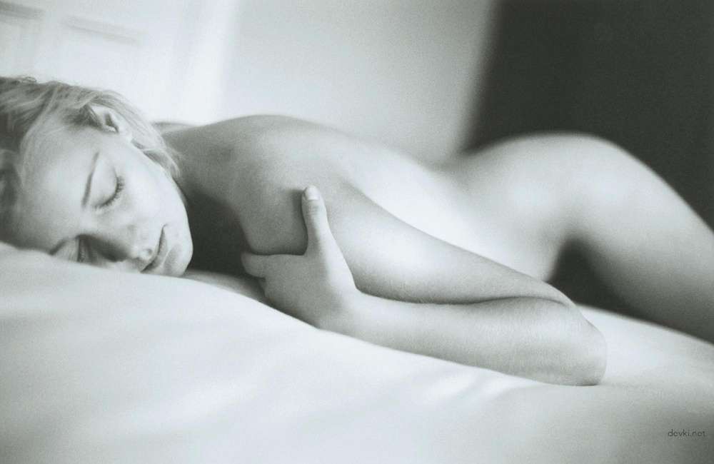 Hot Amateur XXX Babes: Explicit Erotic Photos of Porn Women