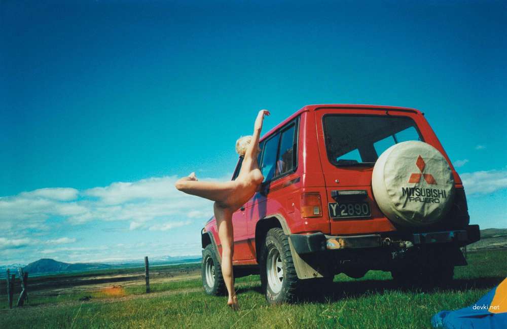 Hot Amateur XXX Babes: Explicit Erotic Photos of Porn Women