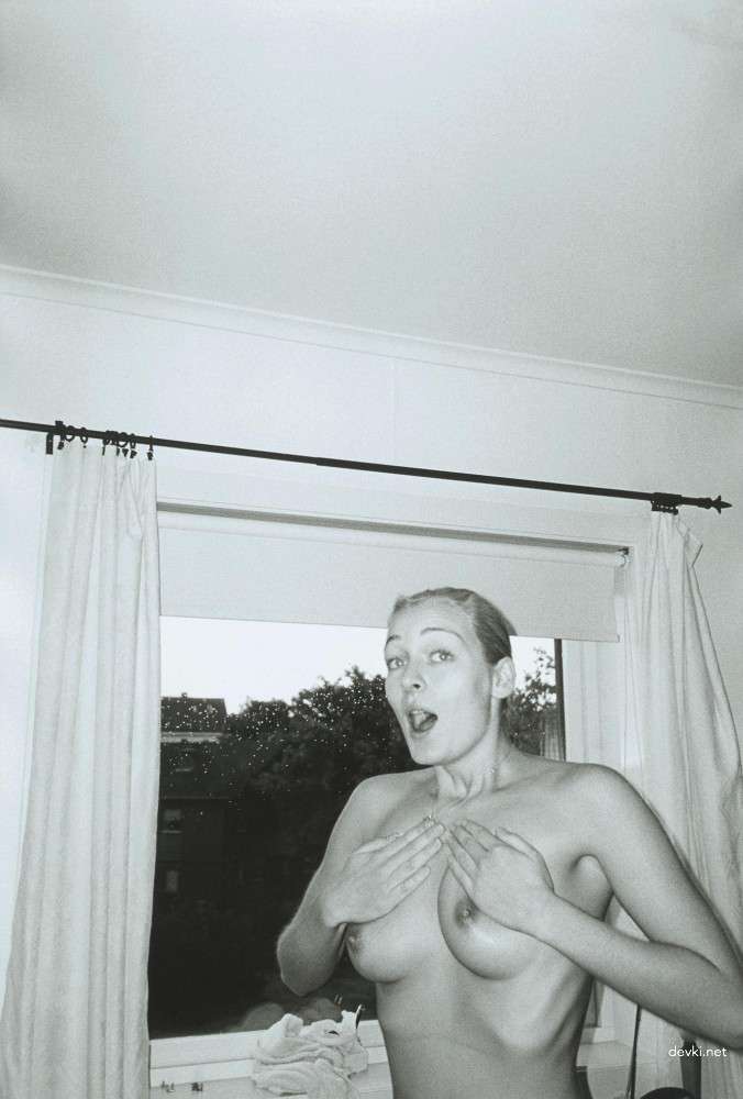 Hot Amateur XXX Babes: Explicit Erotic Photos of Porn Women