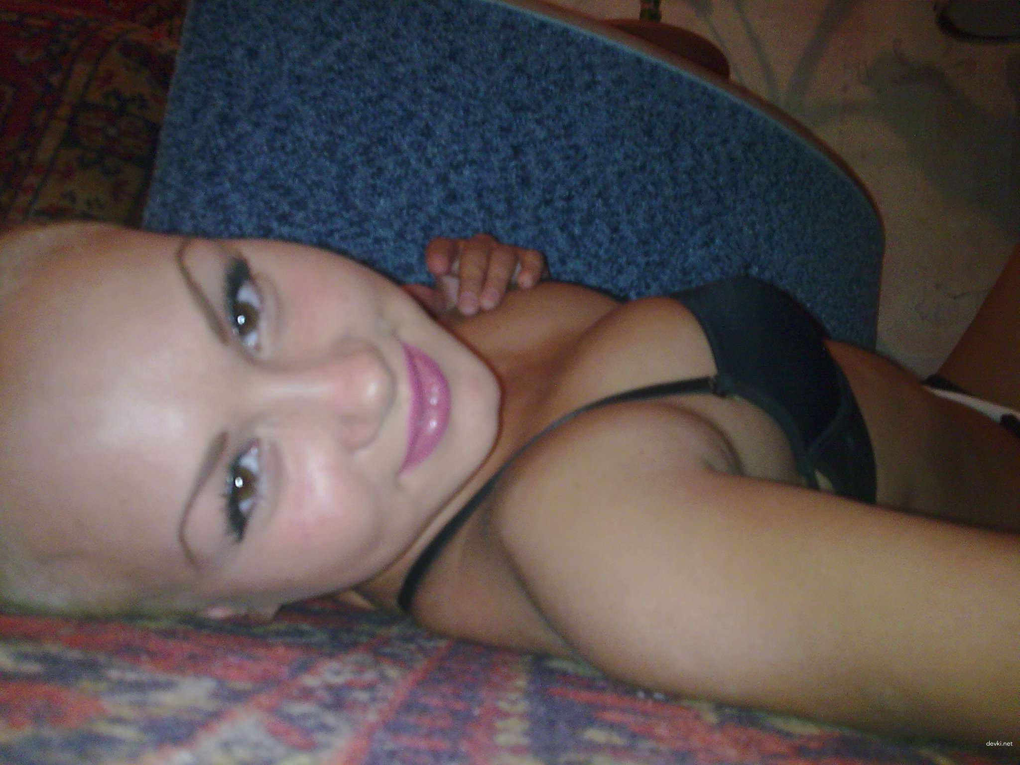 Explicit Nude Blonde Amateur - Hot Slim Girl Poses Naked for Sexy Photoshoot