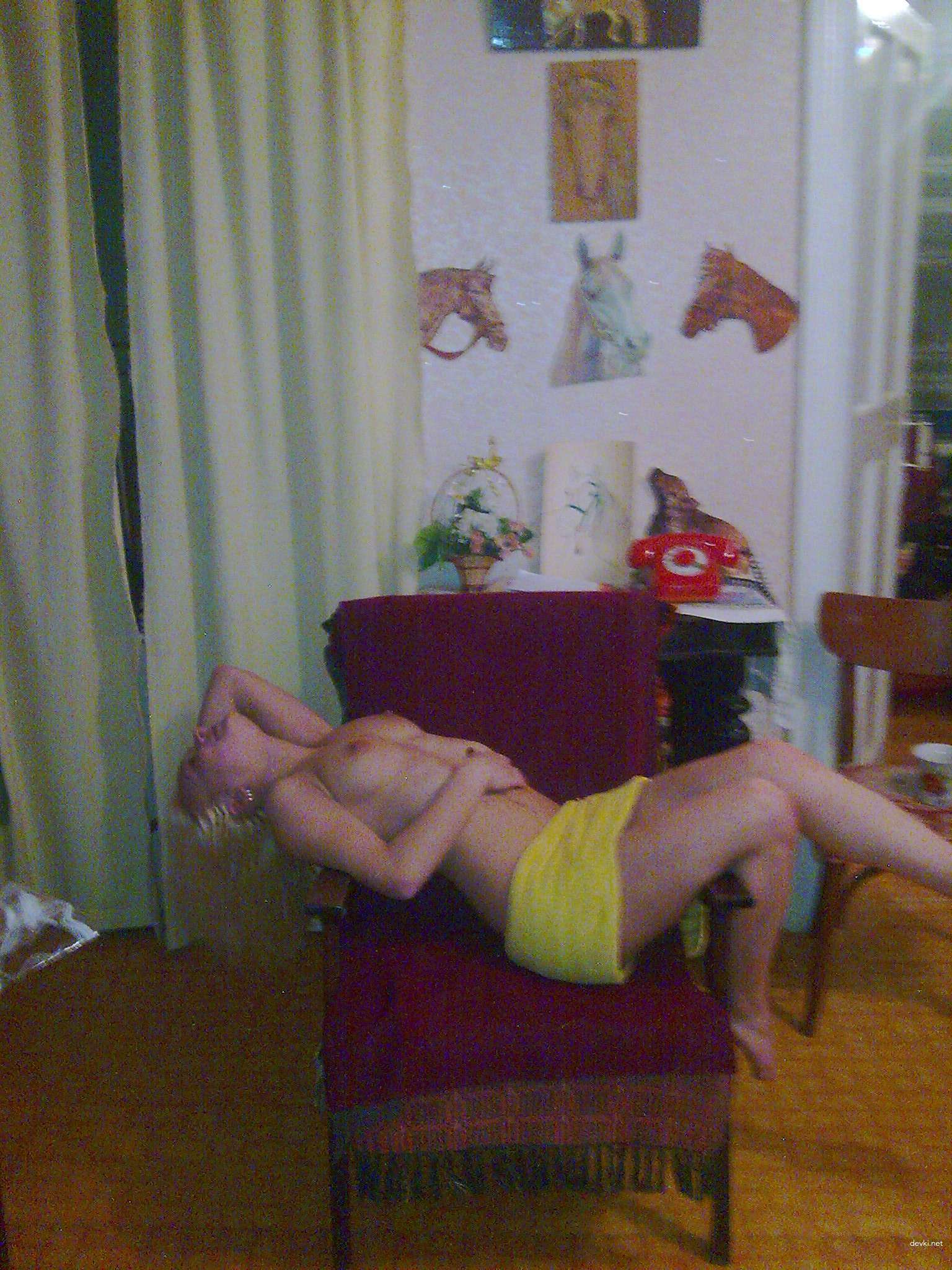 Explicit Nude Blonde Amateur - Hot Slim Girl Poses Naked for Sexy Photoshoot