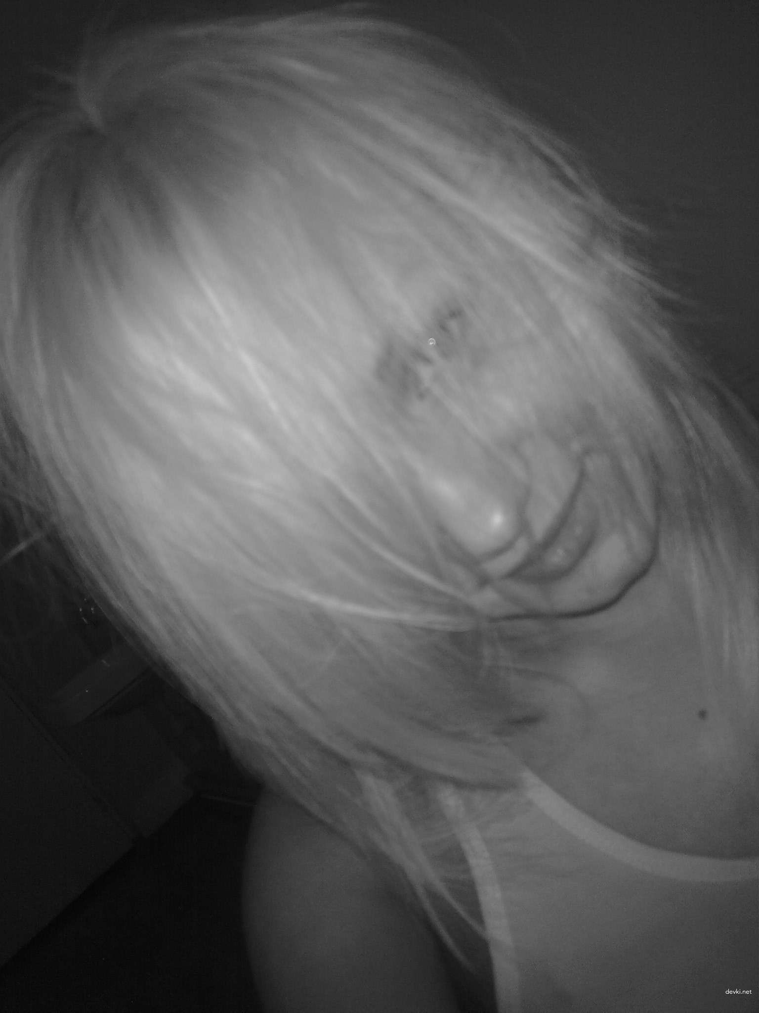 Explicit Nude Blonde Amateur - Hot Slim Girl Poses Naked for Sexy Photoshoot