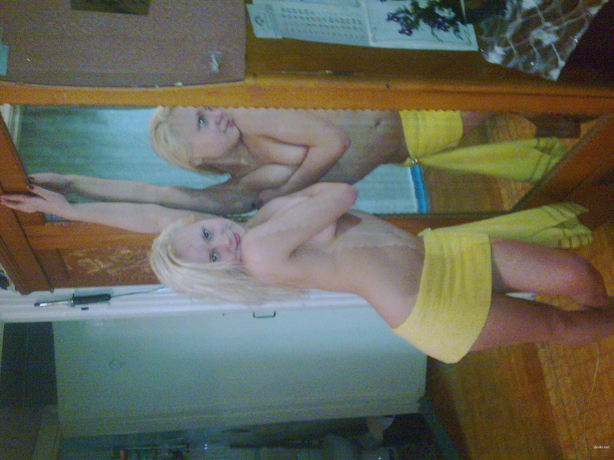 Explicit Nude Blonde Amateur - Hot Slim Girl Poses Naked for Sexy Photoshoot