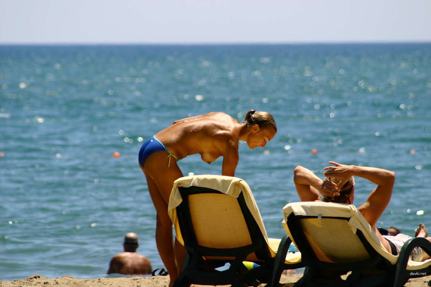 Explicit Topless Beach Babes: Amateur Nudes for Adults