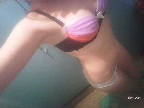 Explicit Amateur Self-Loving Girl: No Bitches Photo Collection
