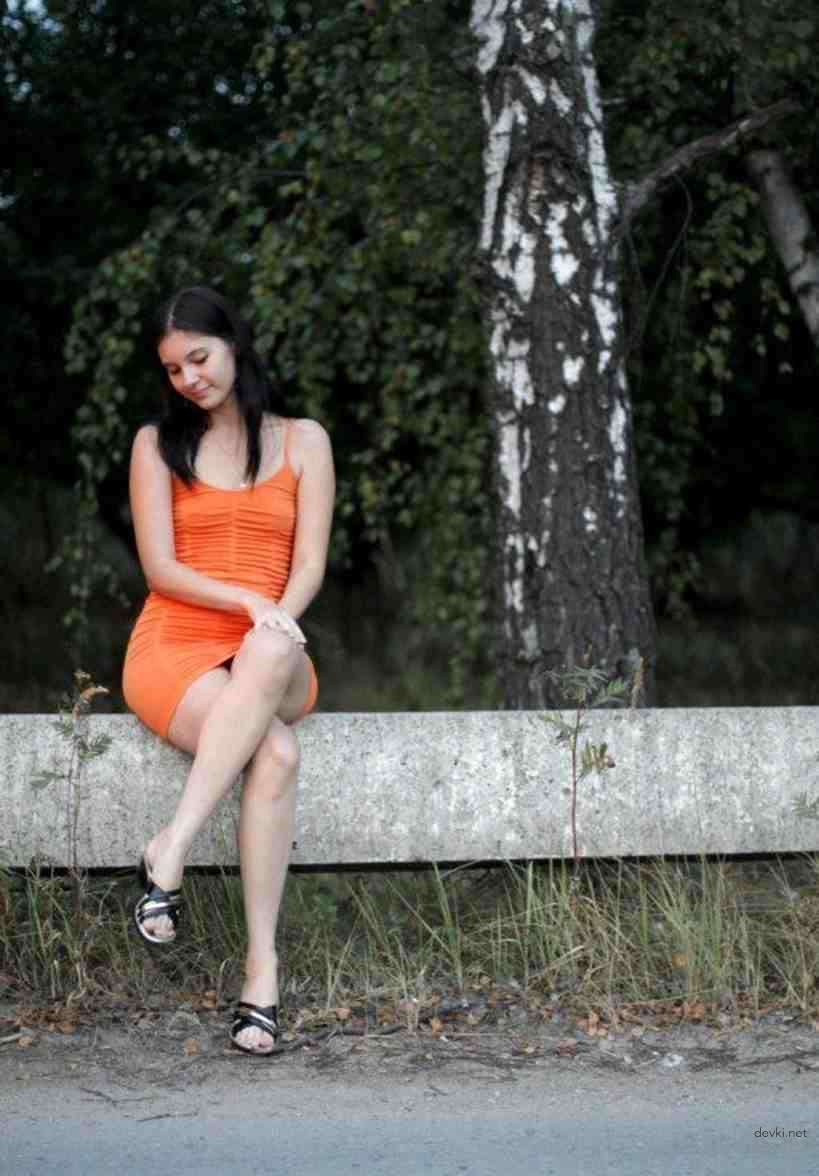 Wild Wife Takes on Savage Gangbang - Amateur Hardcore Porn Pic