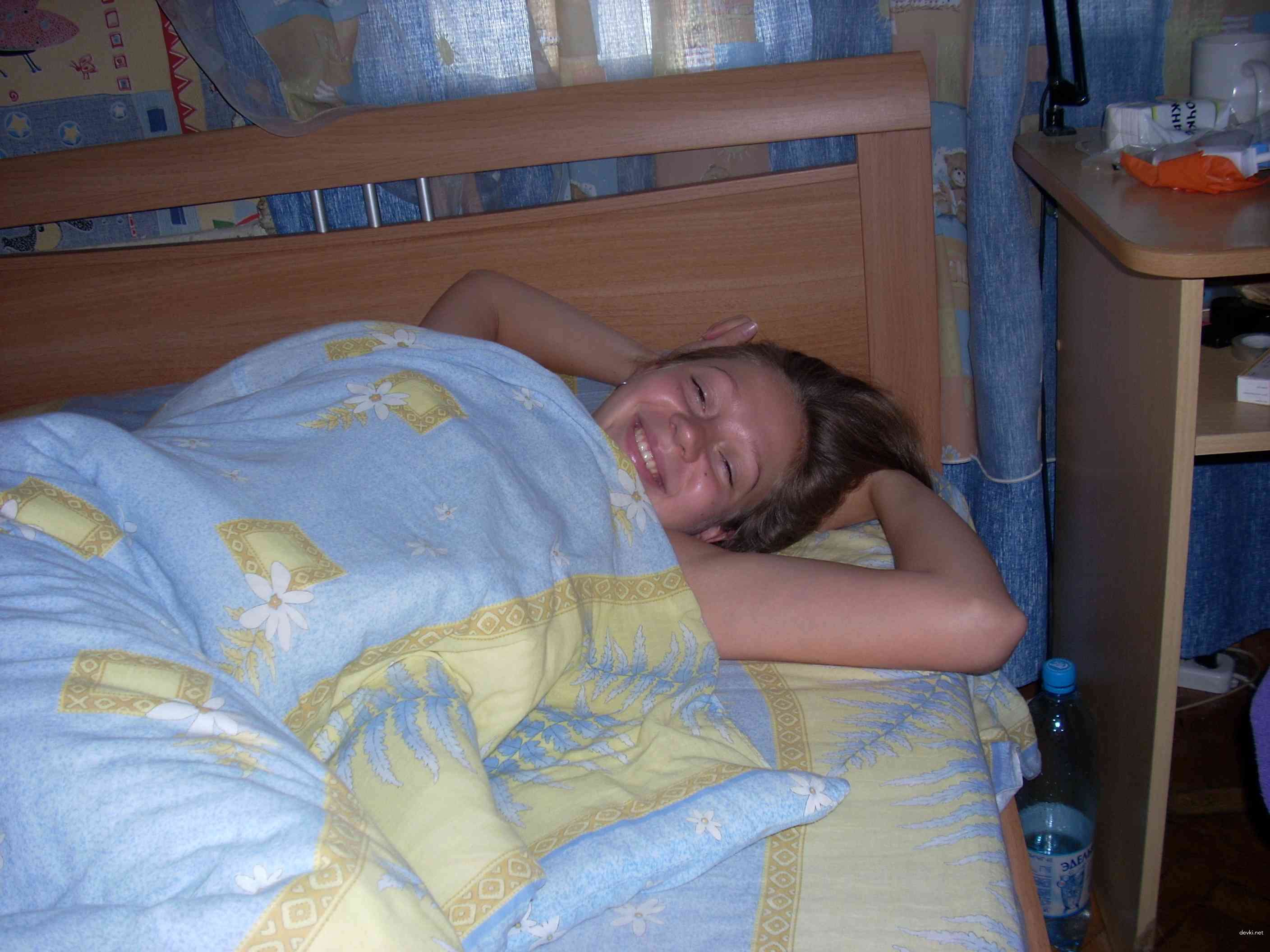 Explicit Amateur Collection: Naked Girl with Juicy Ass - Hot and Uncensored Photos