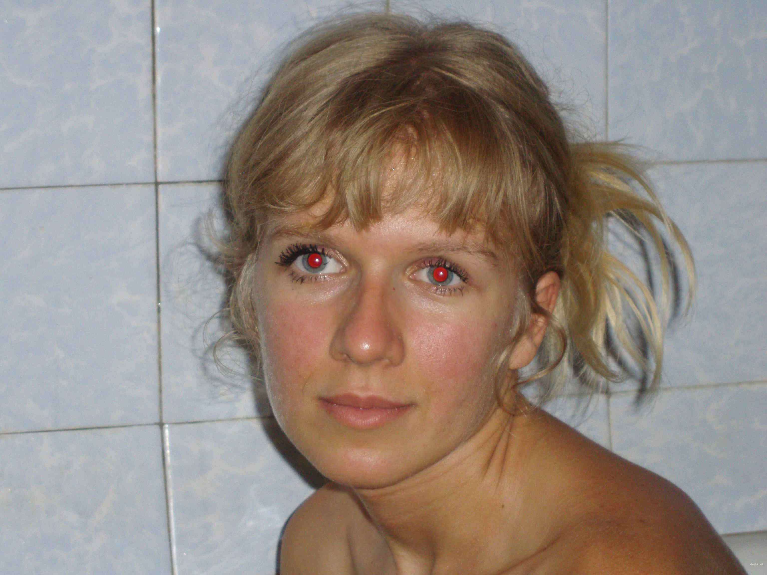 Explicit Amateur Wife Bath Photoshoot: Naked, Sexy, XXX