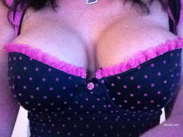 XXX Seductive Amateur Lady - Raw & Explicit Porn Photo - Hot & Naughty XXX Content