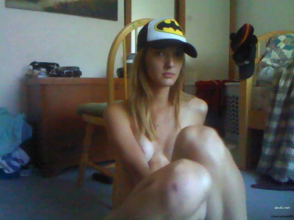 XXX Amateur Babe's Explicit Posing - Private Sex Pic for Adults Only