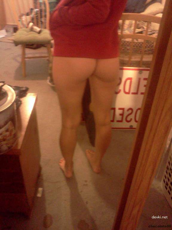 XXX Amateur Babe's Explicit Posing - Private Sex Pic for Adults Only