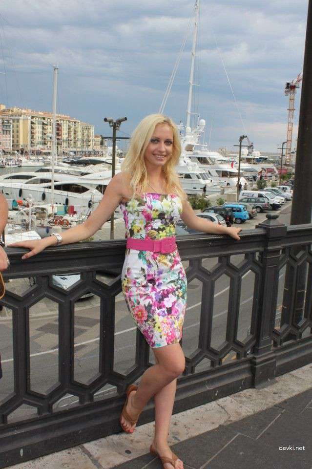 XXX Blonde Amateur Sex: Hot Private Photo of Sexy Explicit Content