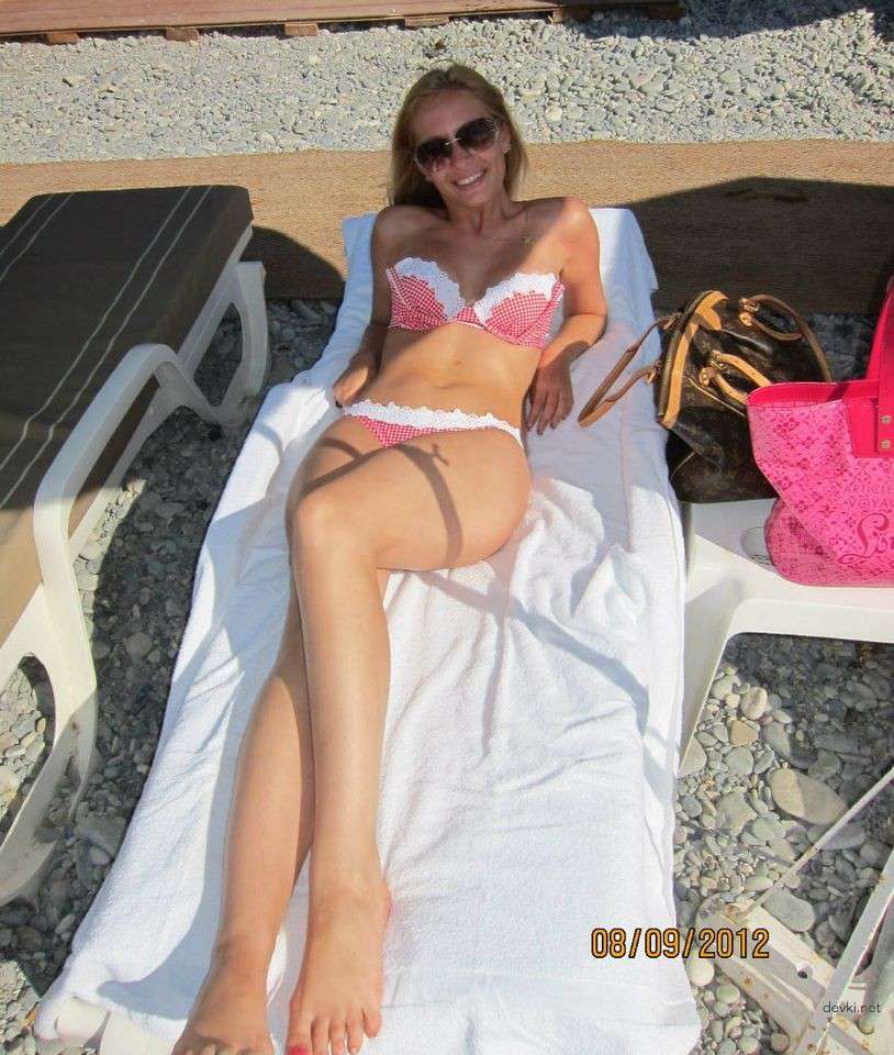 XXX Blonde Amateur Sex: Hot Private Photo of Sexy Explicit Content