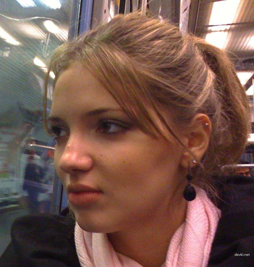 French Student Coed Amateur Porn: Explicit Hot Sex Photos with Naughty College Girl