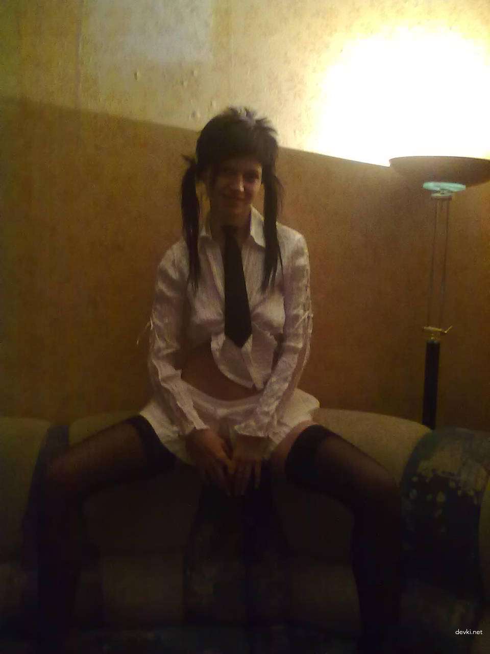 Explicit Amateur Photo: Seductive Woman in Sensual Pose - Beautiful and Captivating