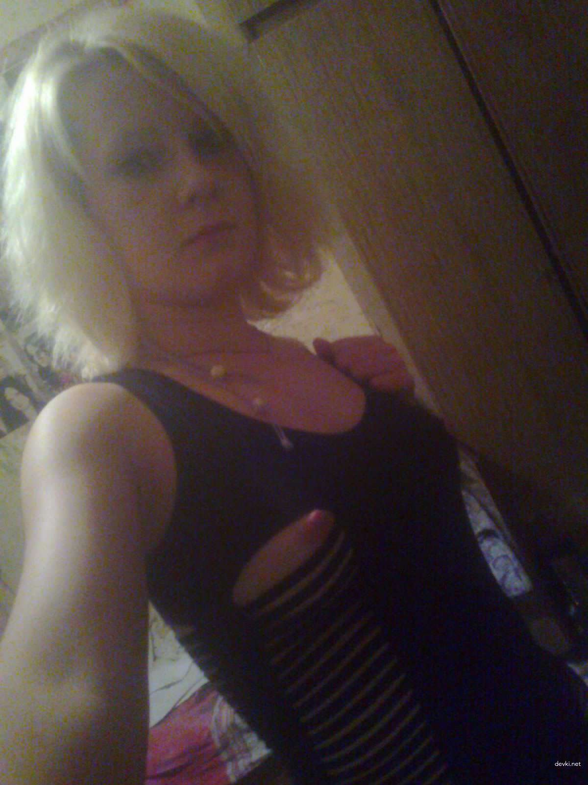 Blonde Amateur's Explicit Selfies & Nudes - Hot Amateur Pics & Videos