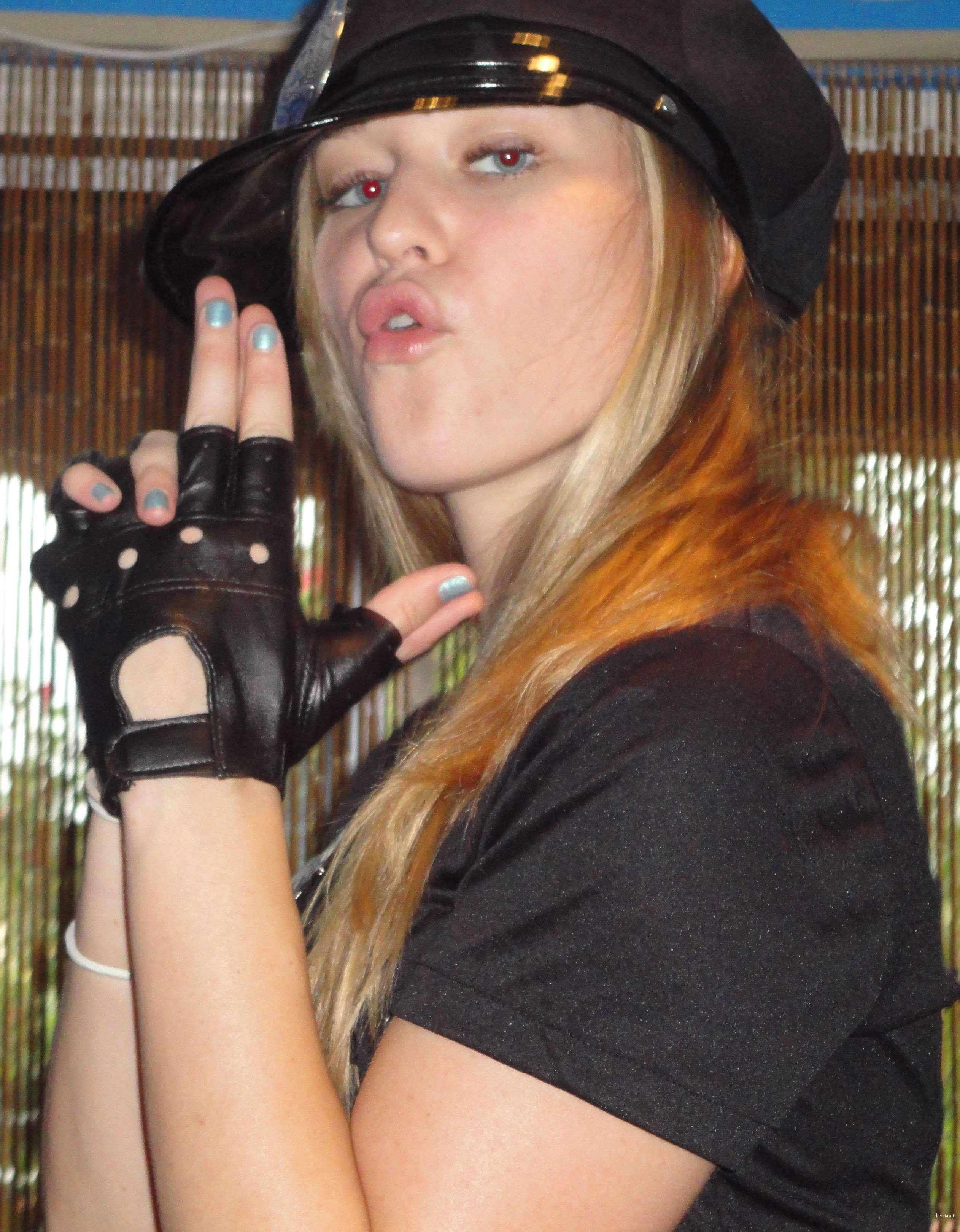 XXX Amateur Police Roleplay: Explicit Entertainment Photos