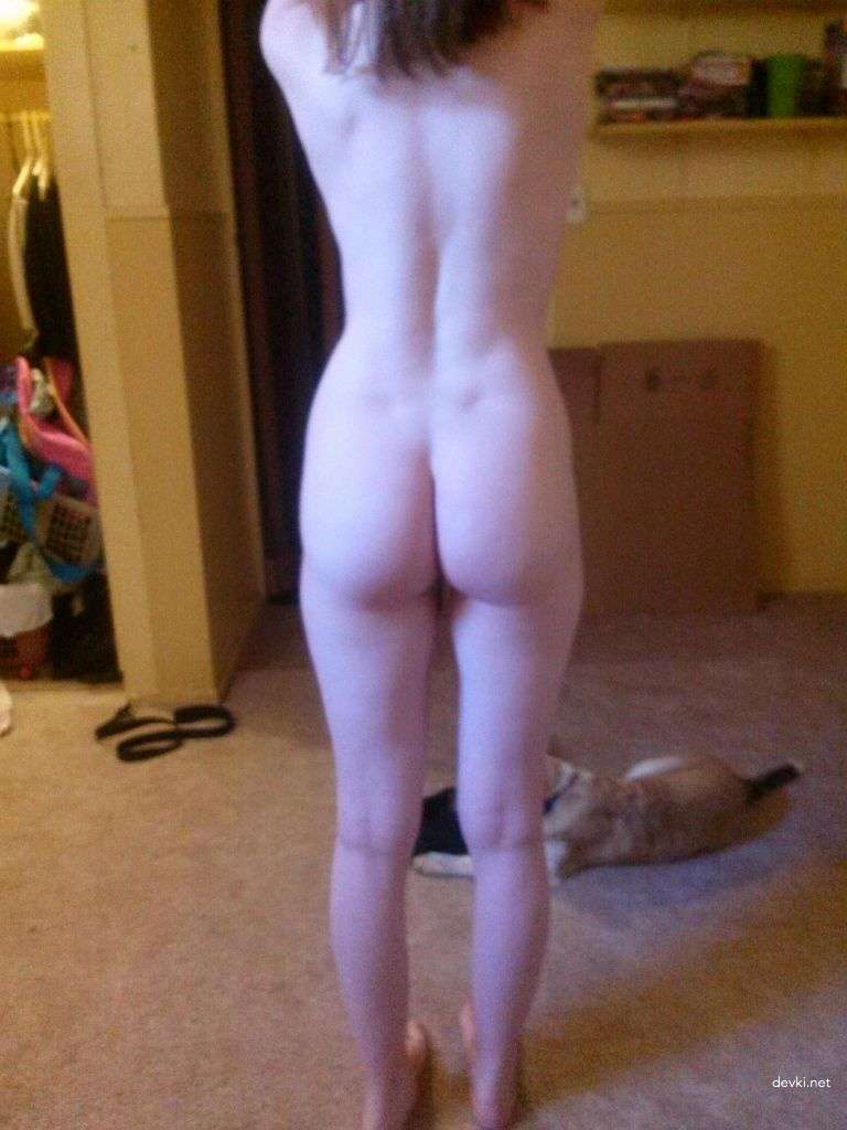 XXX Busty Teen Amateur with Massive Tits - Explicit Photo