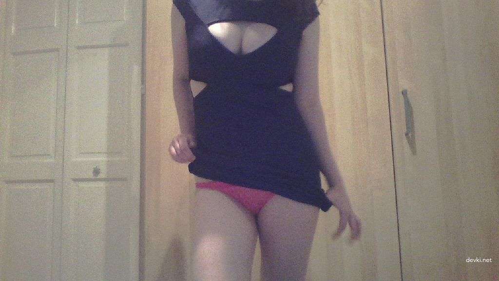 Explicit Amateur Selfie of Sexy Madame in Provocative Pose