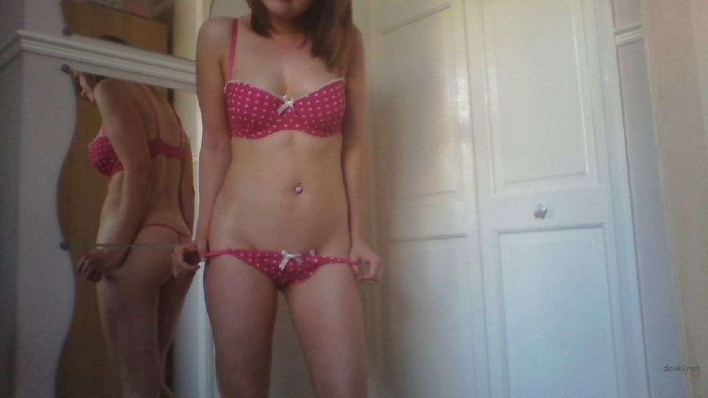Explicit Amateur Selfie of Sexy Madame in Provocative Pose