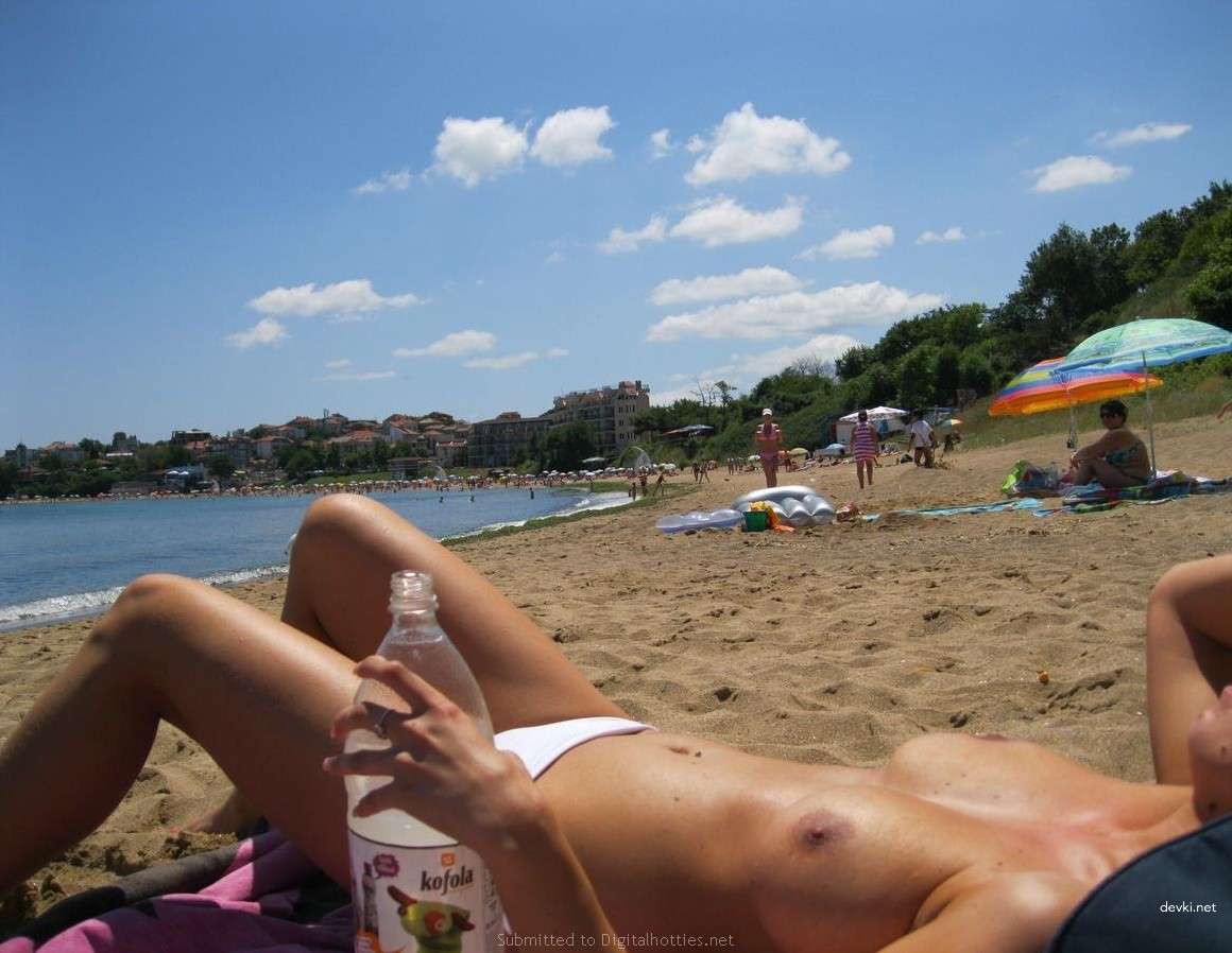 Steamy Amateur Vacation Sex Tape - Wild Homemade XXX Photo with Girlfriend