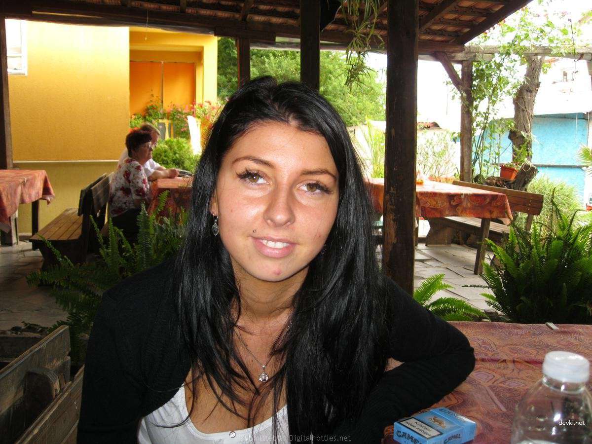 Steamy Amateur Vacation Sex Tape - Wild Homemade XXX Photo with Girlfriend