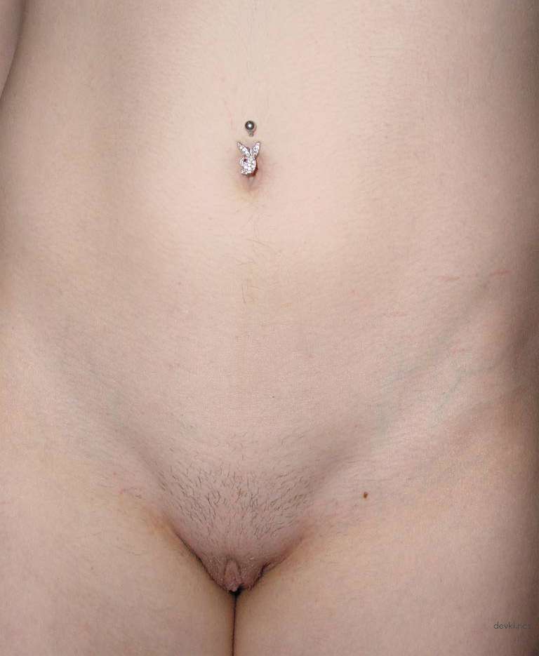 Amateur Girl's Private Nude Pics: Uncensored Explicit Shots