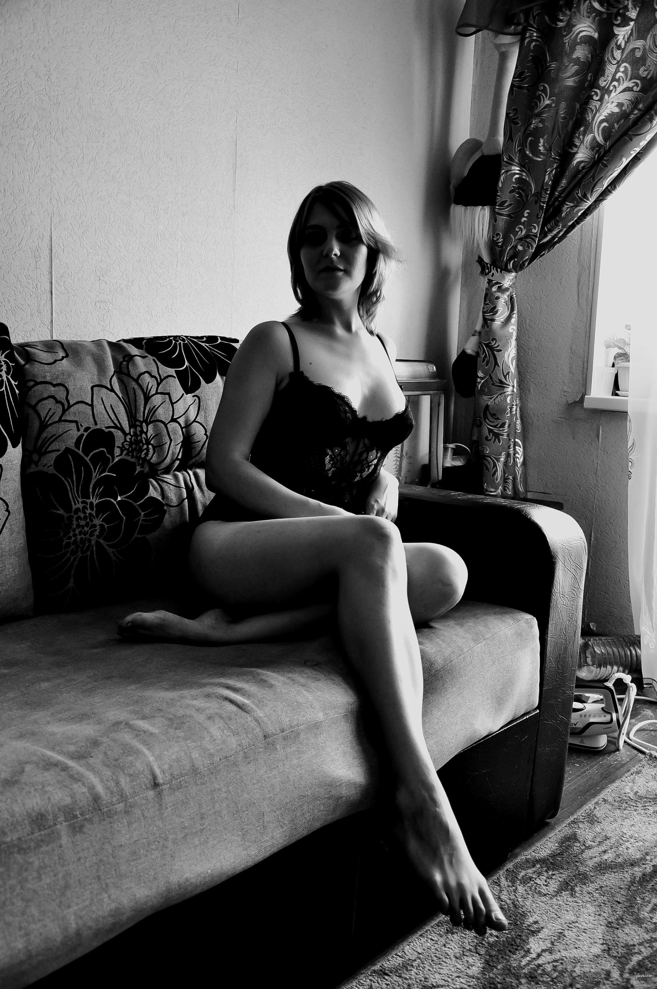 XXX Nude Model in Provocative Pose - Explicit Amateur Woman Photo