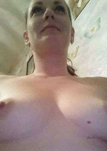XXX Amateur Nude Pics: Explicit Private Photos of Sexy Woman - English