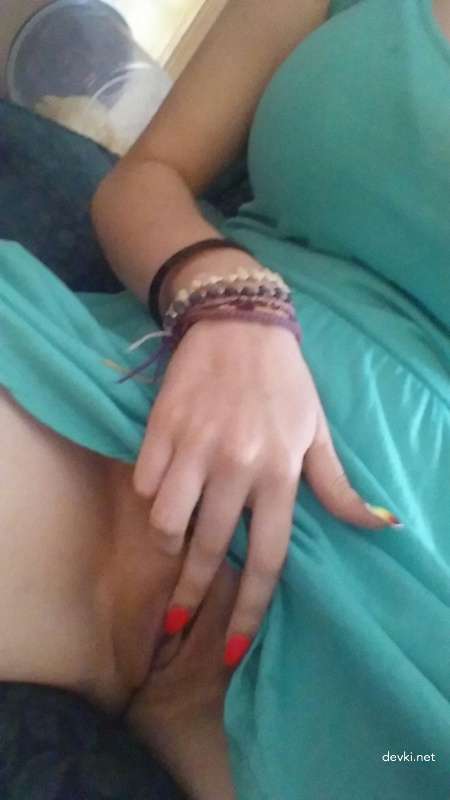 Amateur Lesbian Selfie: Explicit Private Girls' Photo Shoot