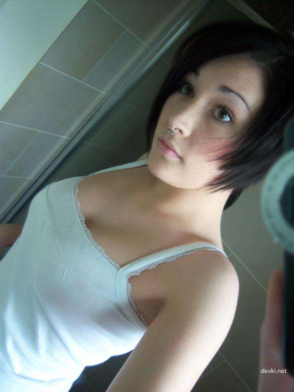 XXX Asian Nudes: Uncensored Naked Girls Pics - Explicit Amateur Asian Babes