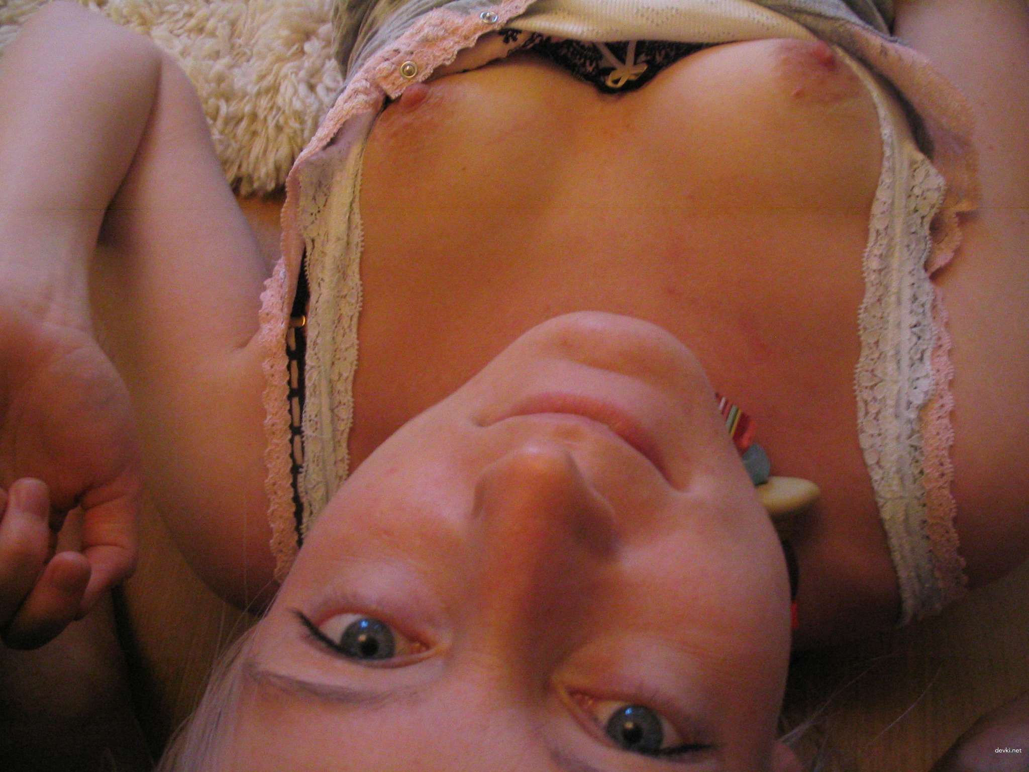 Amateur Vacation Sex Pics: Hot XXX Content with Explicit Nudity!