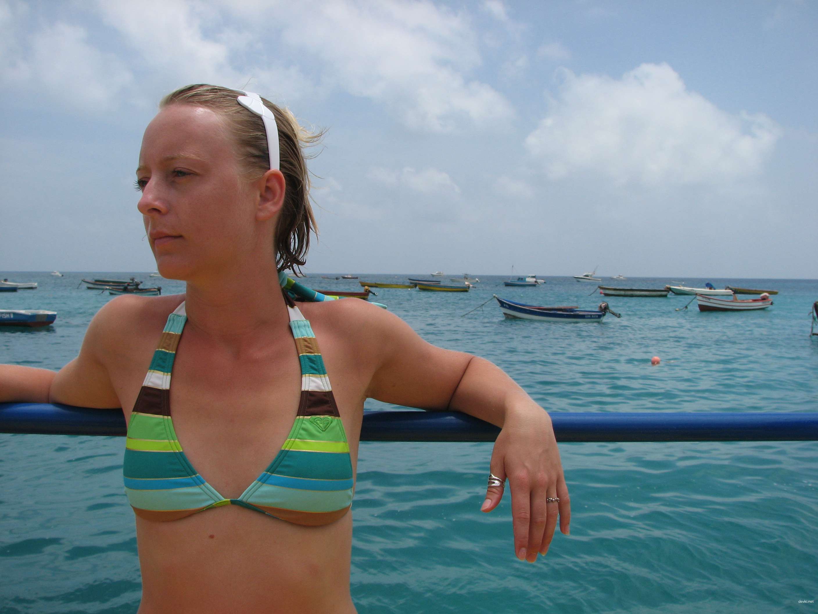 Amateur Vacation Sex Pics: Hot XXX Content with Explicit Nudity!