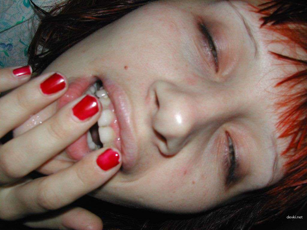 Amateur Blowjob and Pussy Play: Explicit Cock Sucking and Hardcore Fucking