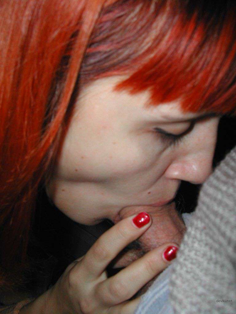 Amateur Blowjob and Pussy Play: Explicit Cock Sucking and Hardcore Fucking