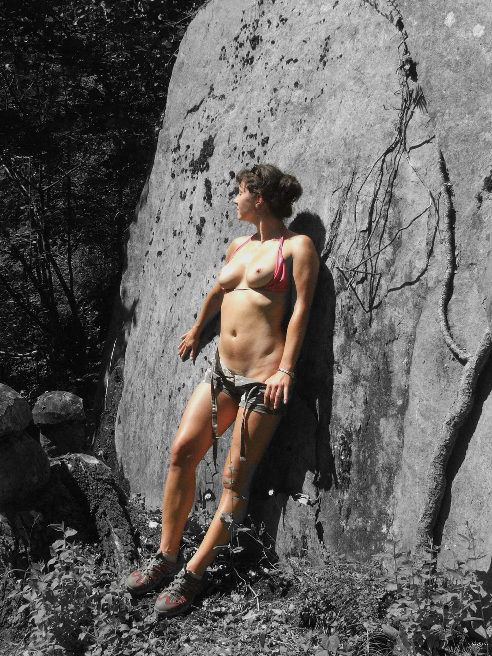 Wild Athletic Amateur Group Sex - Explicit Amateur Porn Pics