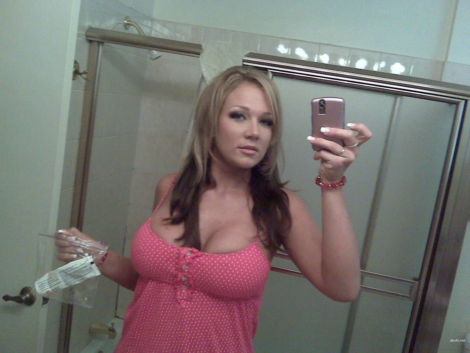 Steamy MILF Amateur Sex Pics: Explicit & Sensual XXX Moments